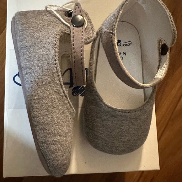 Le Petit Coco baby shoes size 2 US - Picture 2 of 6